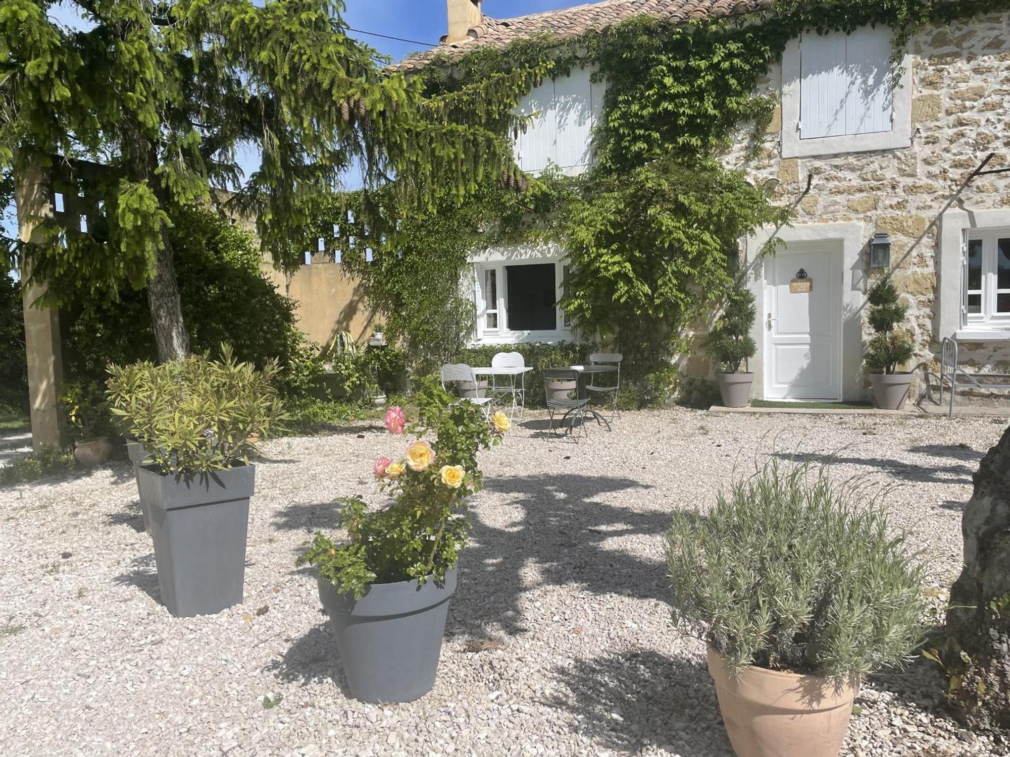 Apartamento Appt 2 Pieces Dans Mas Provencal Roquemaure  Exterior foto